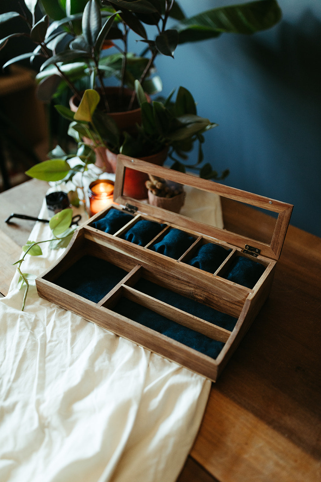 Acacia Valet Watch Box - 5 Compartment Glass Watch Box - Men's Valet - Watch Storage - Watch Organizer