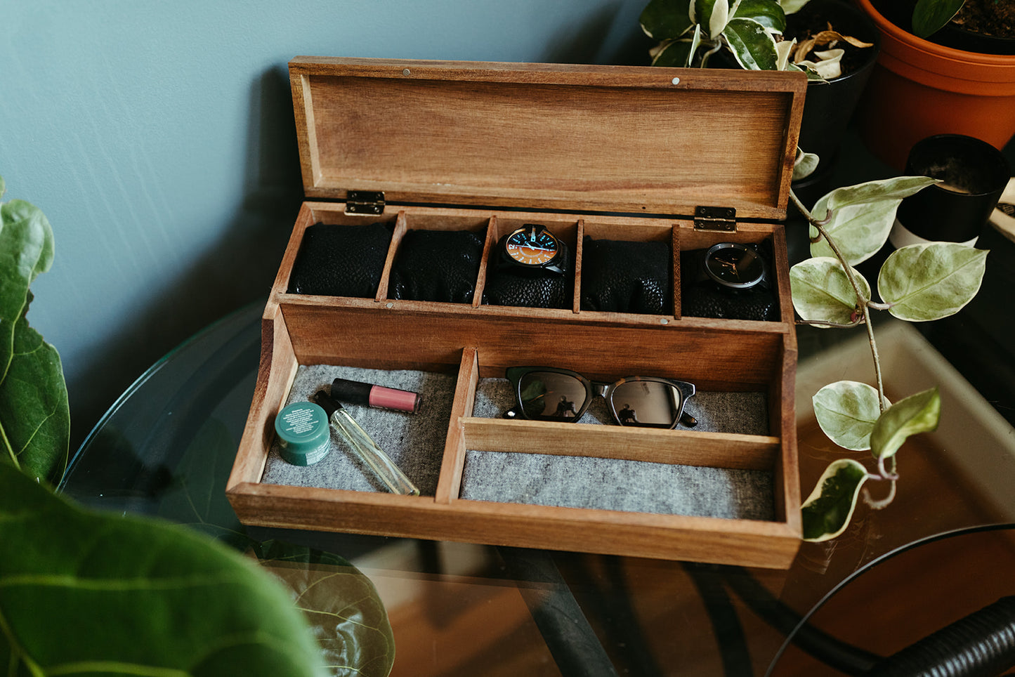 Acacia Solid Lid Valet Watch Box - 5 Compartment Watch Box - Men's Valet - Watch Storage - Watch Organizer
