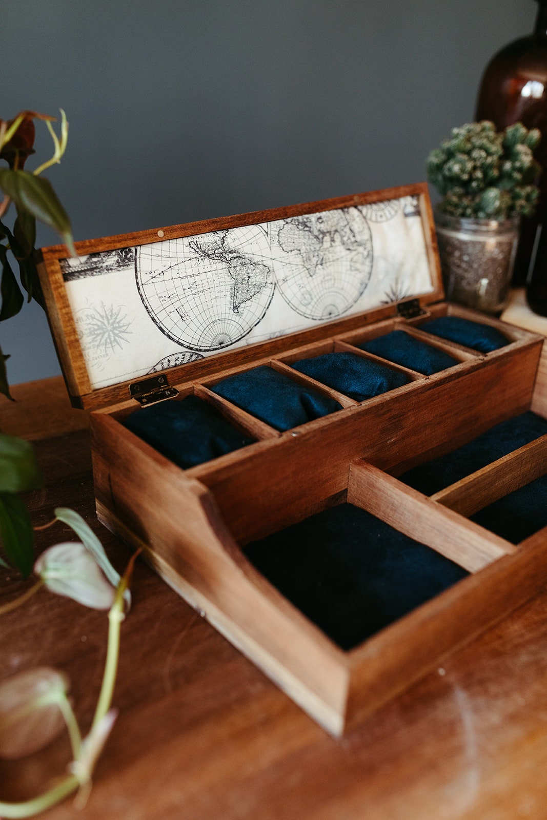 Acacia Solid Lid Valet Watch Box - 5 Compartment Watch Box - Men's Valet - Watch Storage - Watch Organizer