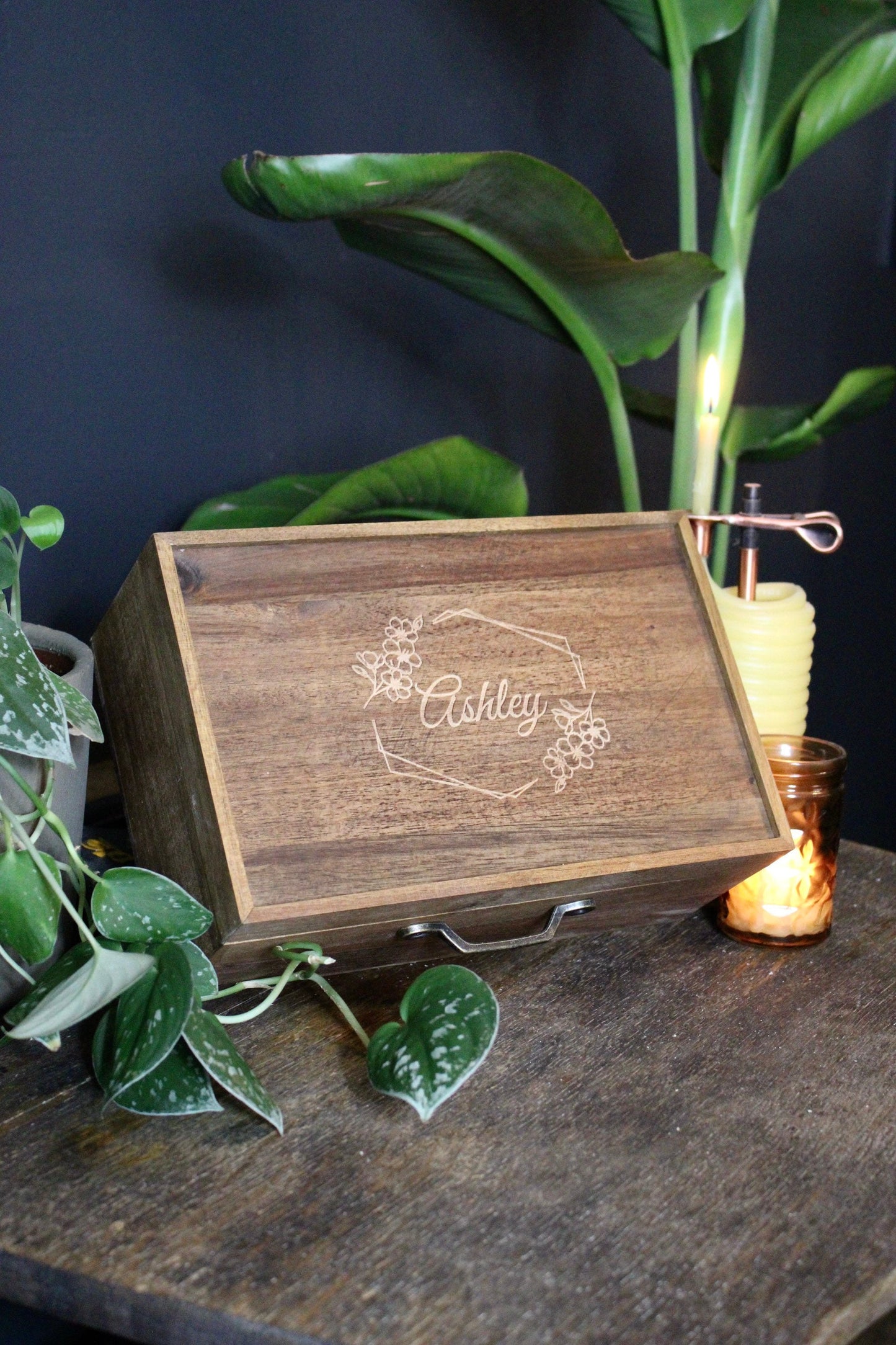 Birth Flower Personalized Acacia Wood Jewelry Box - Velvet Jewelry Box - Custom Jewelry Box - Jewelry Storage - Gifts for Women